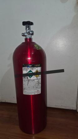 25 lb tank