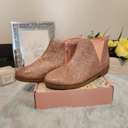 NWOT GIRLS ANKLE PINK GLITTER BOOTS