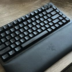Razer Blackwidow V4 75%
