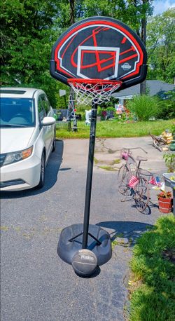 Basketball Hoop & Basketball