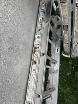 16ft Aluminum Ladder