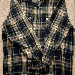 Over Size Plaid Top