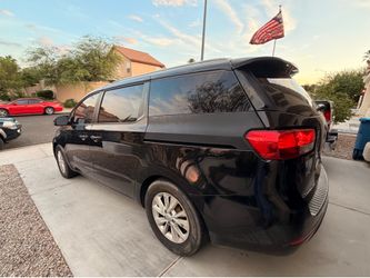 2016 KIA Sedona