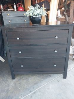 SOLID WOOD LONG DRESSER