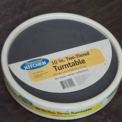 Kitchen cabinet turntable organizer