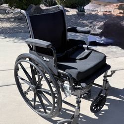 Drive  Cruiser II Lightweight Chair
