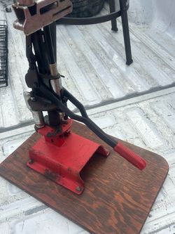 Vintage MEC SM77 SizeMaster 12-Gauge Reloading Press - Complete Frame