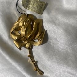 Trifari Gold Tone  Rose Broach