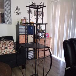 Corner Shelf black Rod Iron