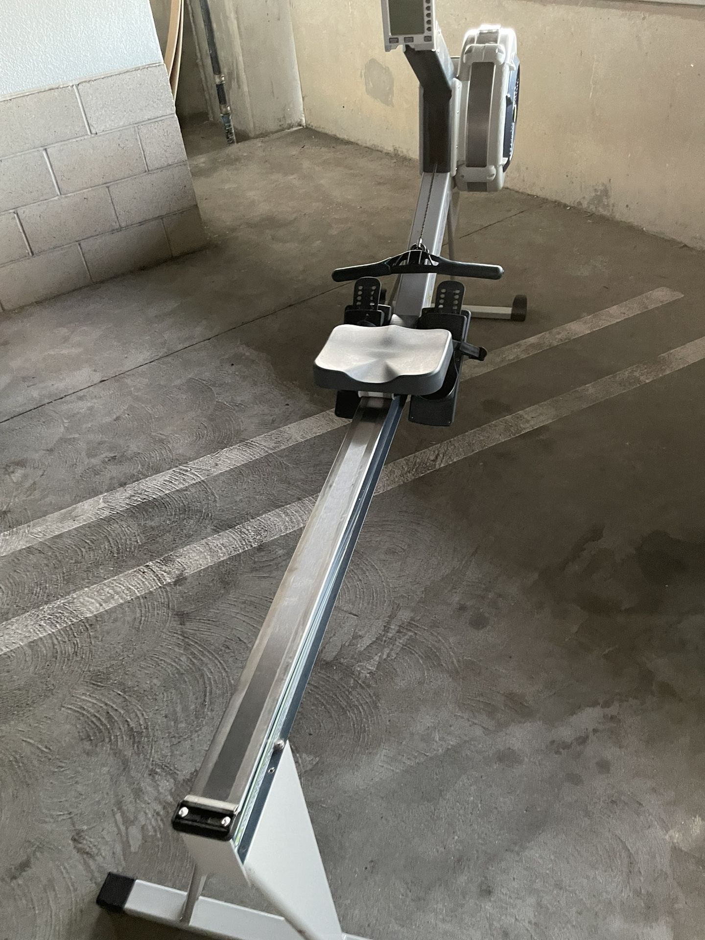 Concept Rower Model E Commercial PM4 Screen