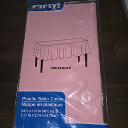 Pink table cover disposable