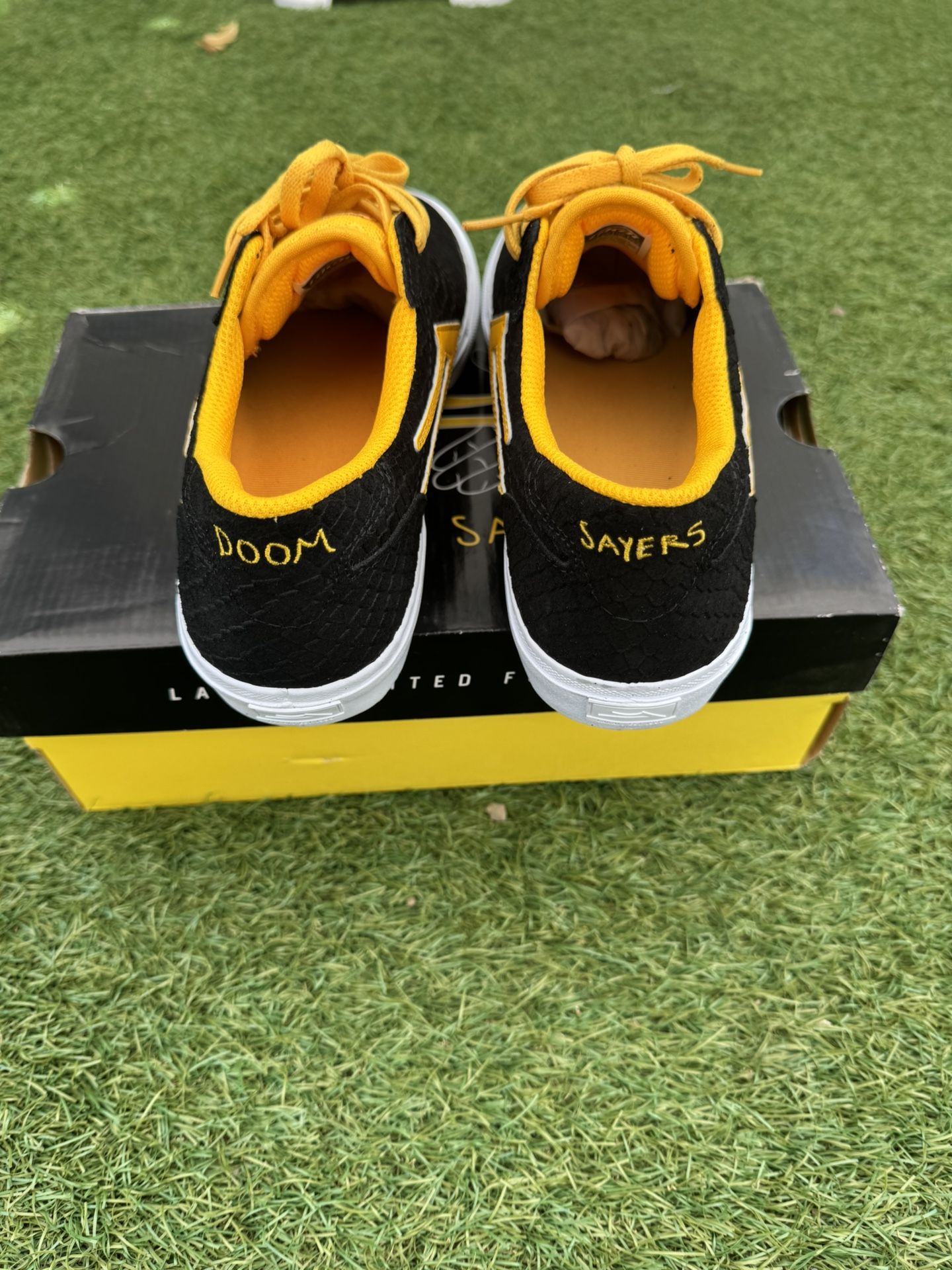 Lakai