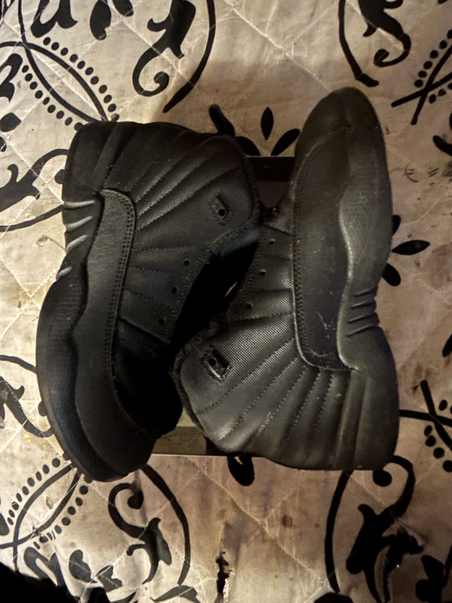Jordan 12 Y