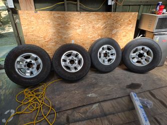 Toyota 4Runner Tacoma 16" Wheels & Tires - Great Tread P265/70R16