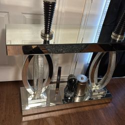 Salen My Beautiful Console ! Got Small Crack In The Back Shown On Picture 