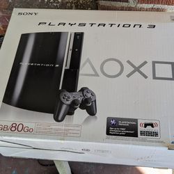 PlayStation 3 Platinum Just Like New Come With Two New Controller 