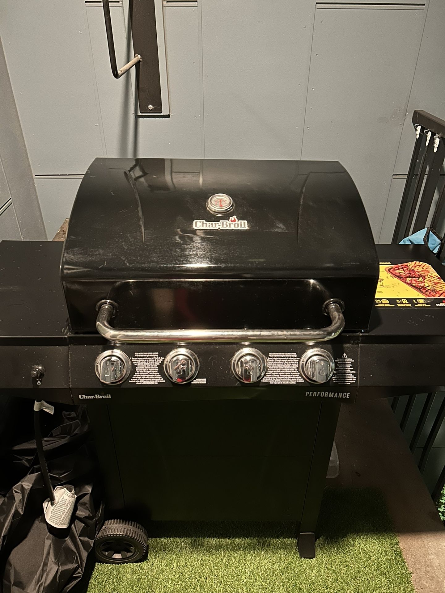 Char-Broil Grill 