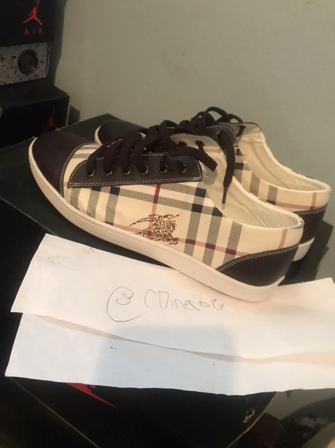 Sz 9 Burberry