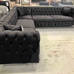 Black Tuffed Sectional Sofa 🔥 Showroom Available 