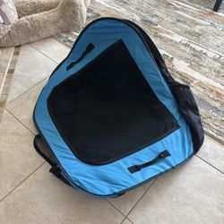Collapsible Dog Bed With All The Pieces Like New
