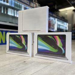 MacBook Pro 13 inch M2 Chip & MacBook Air M2 Chip Available 