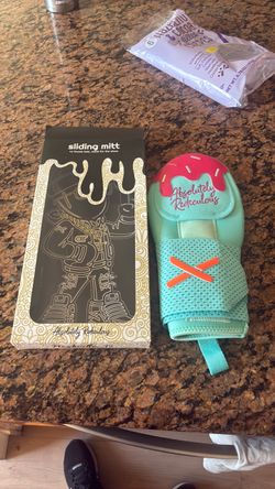 Aria sliding mitt
