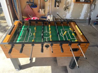 Haley foosball table $300