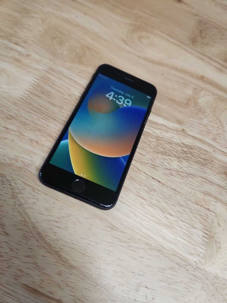 IPHONE 8 ⭐️ 64GB UNLOCK FOR ANY SIM