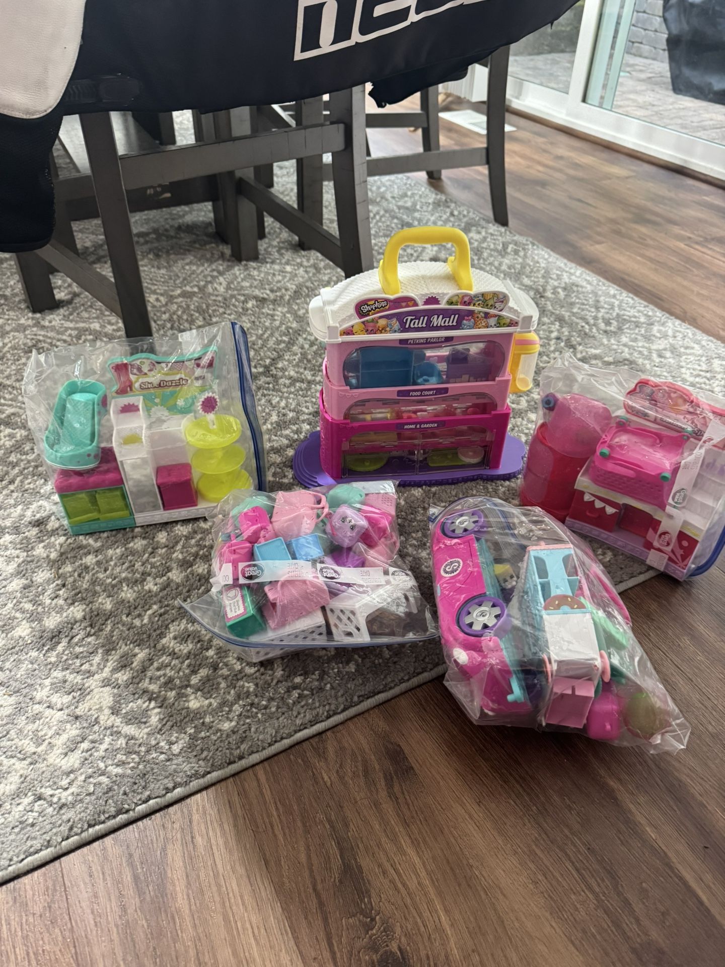 Shopkins playsets