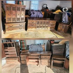 SOLID OAK 3 PIECE BEDROOM SET (Delivery Available)