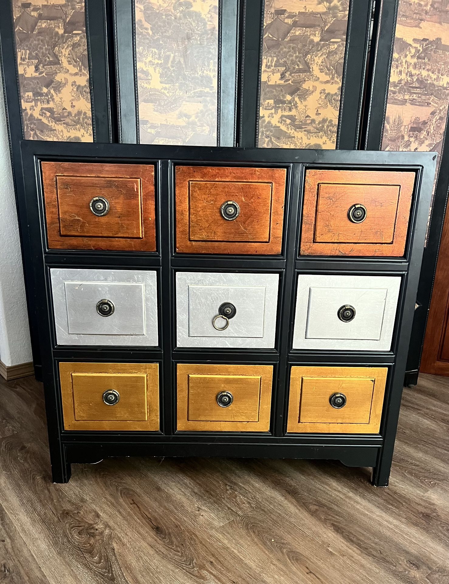 Chest Of Drawers-tic-tac-toe