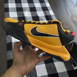 Kobe 5 Protro Bruce Lee Yellow - Size 7.5