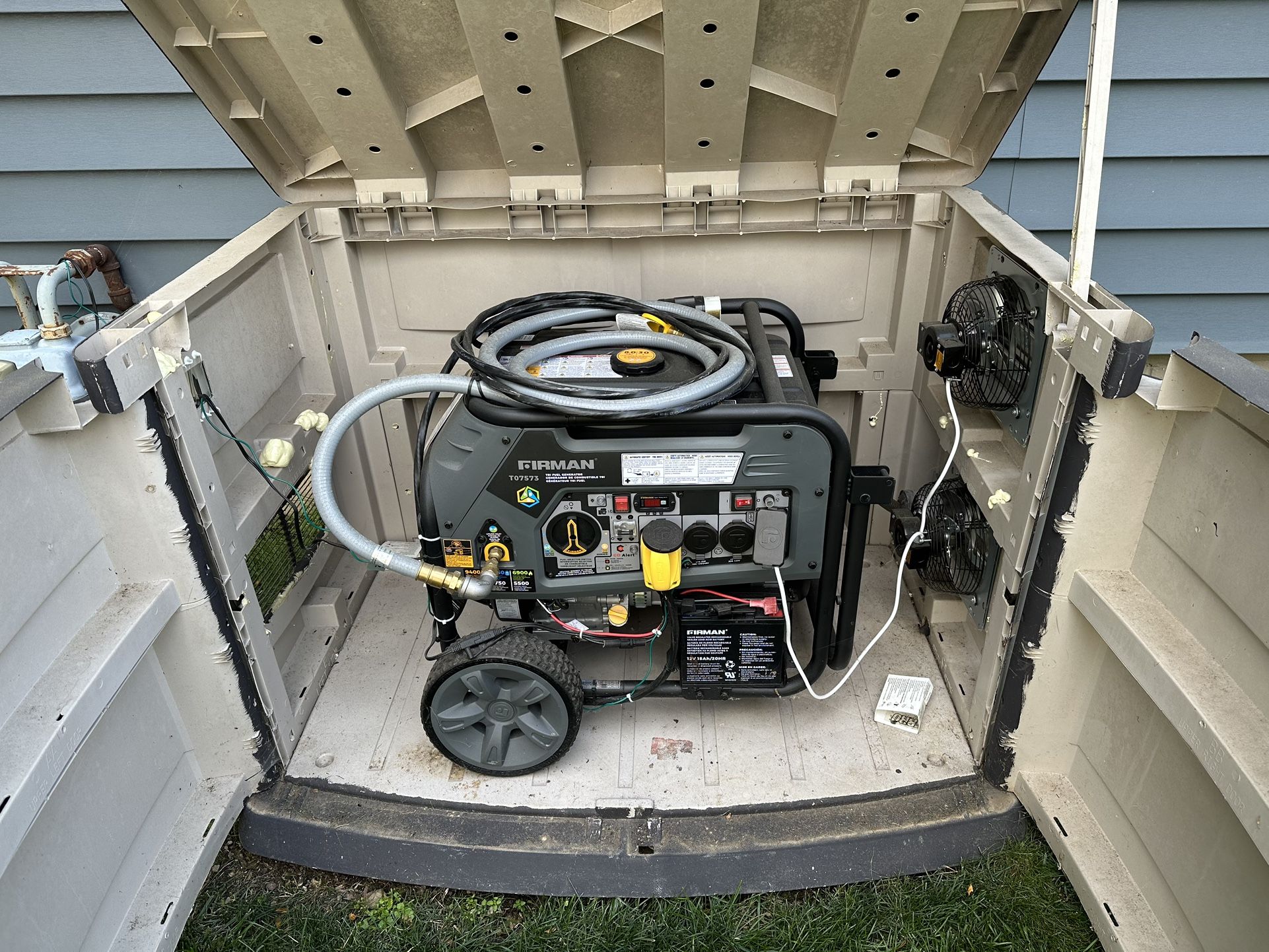 Firman T07573 + Custom Generator Shed, whole home backup