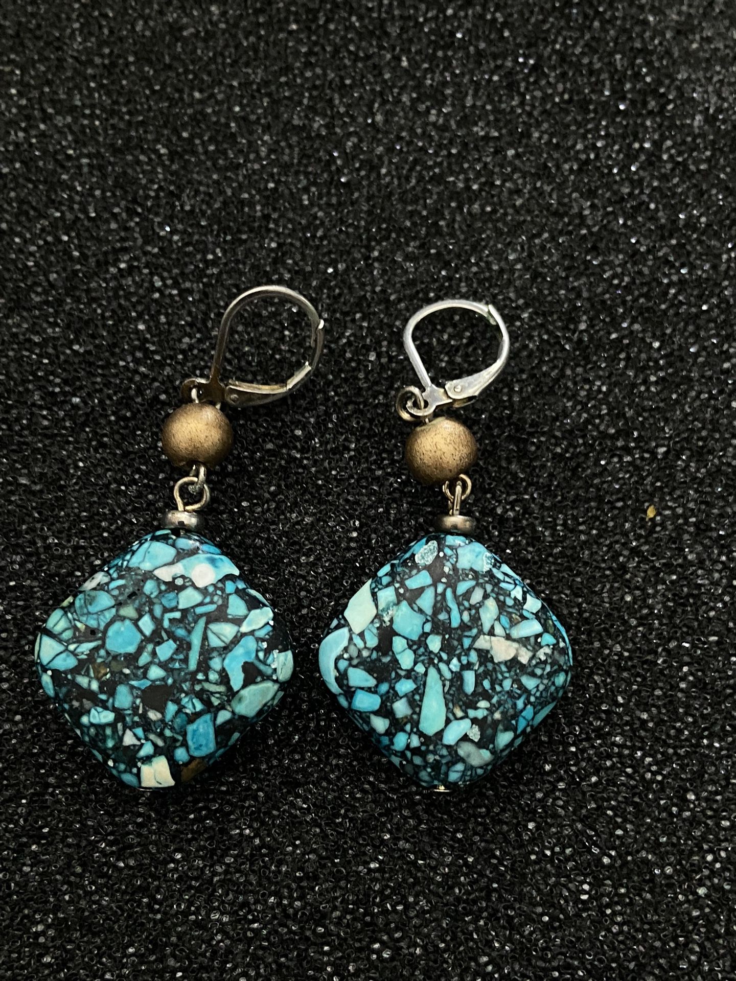 Stone Drop Earrings 