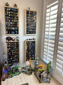 Lego Board For Mounting Mini Figs/ Lego Display