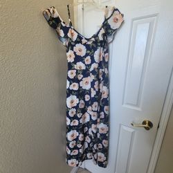 NWT Floral Jumpsuit - Size Large