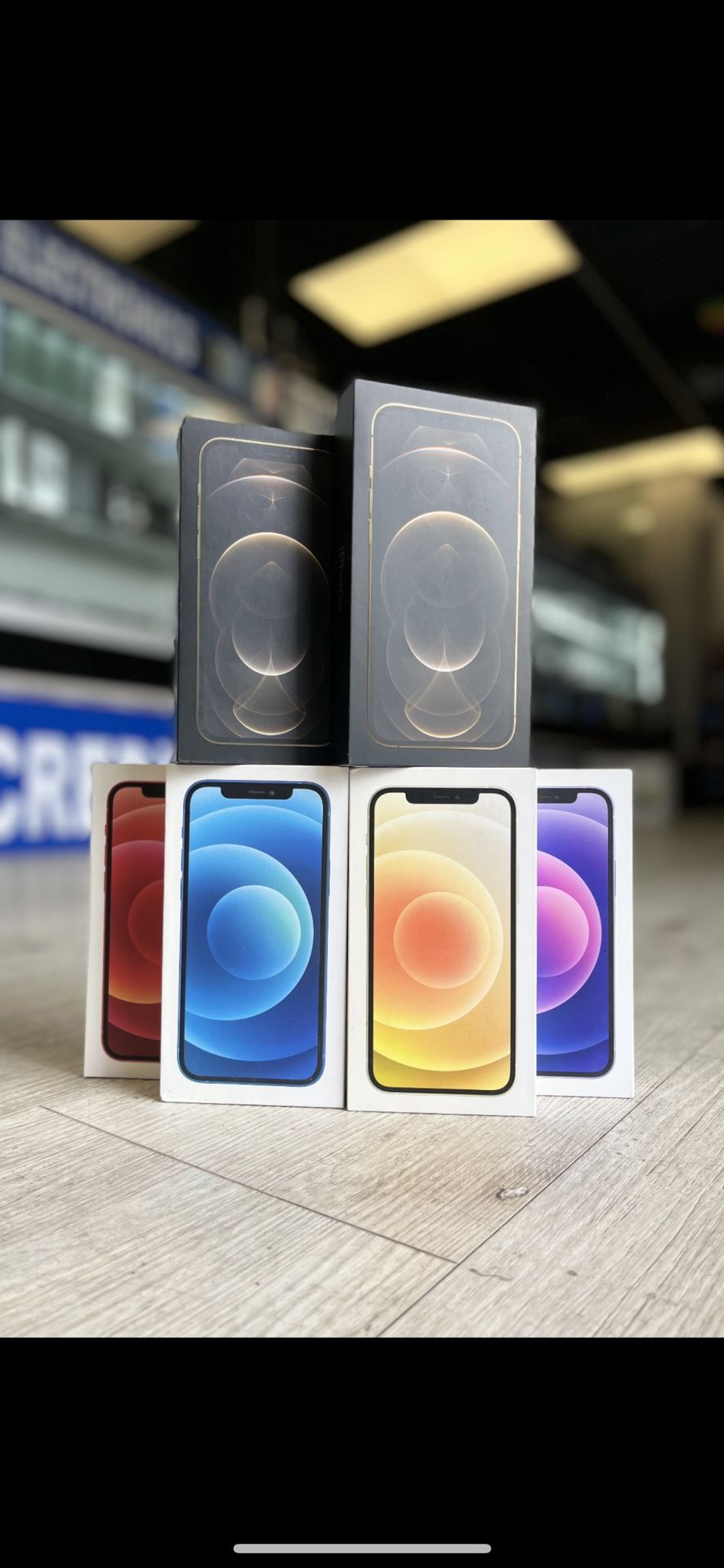 iPhone 12 & 12 Pro Max Available (Unlocked) (Take It Home In Payment/ llévatelo a casa en pagos)