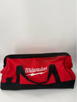 Milwaukee tool set