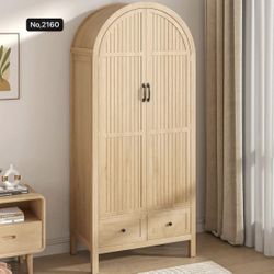 70”H,Armoire Wardrobe Closet with Drawers and 2 Arched Fluted Doors, Wooden Bedroom Armoires with Shelves and Hanging Rod ,Wood Color