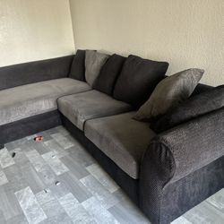 Sectional couch Black & Grey GREAT CONDITION 