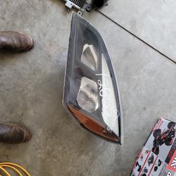 2019-2023 Cascadia Driver Side OEM Headlight 