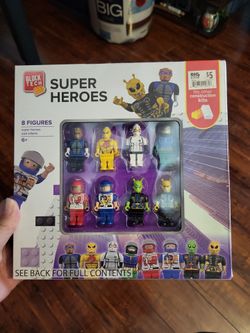 Small block figurines