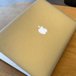 Apple MacBook Pro 15” Retina Display Intel Quad Core I7 8Gb DDR3 Ram 500GB SSD DRIVE $275