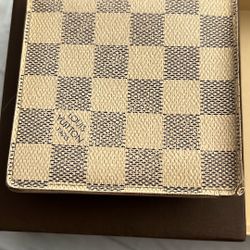 Louis Vuitton Wallet 