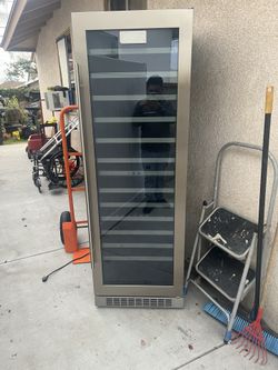 Danby Silhouette 129-Bottle Wine Fridge