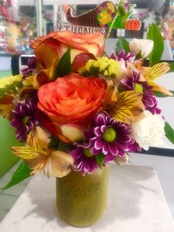 Fall fresh flowers arrangements Great for table decor