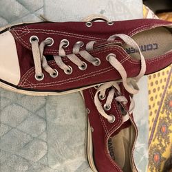 Men's Converse, Red And White Tennis Shoes Size 5