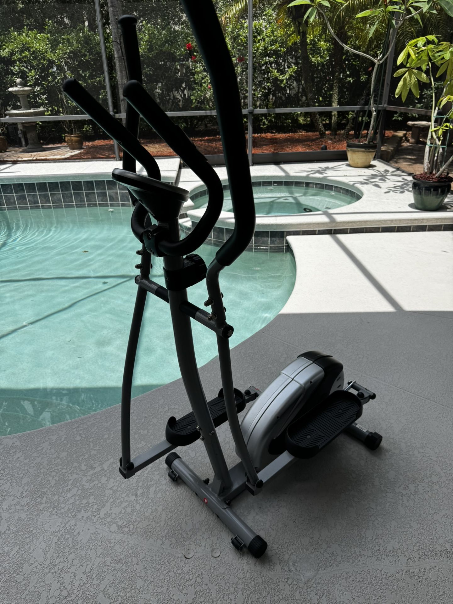 Sunny Health & Fitness Indoor Magnetic Cardio Elliptical, Essentials Series w Smart Bluetooth & FREE SunnyFit® App - SF-E322002