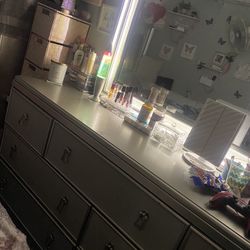 Bobs Dresser With Led Mirror 