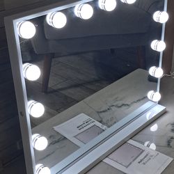 Hollywood Vanity Mirror